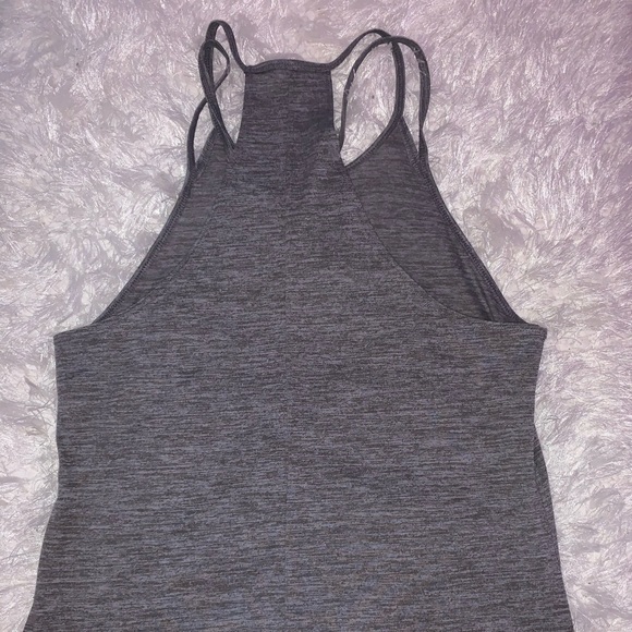 Layer8 strapping workout tank grey medium - Picture 2 of 3